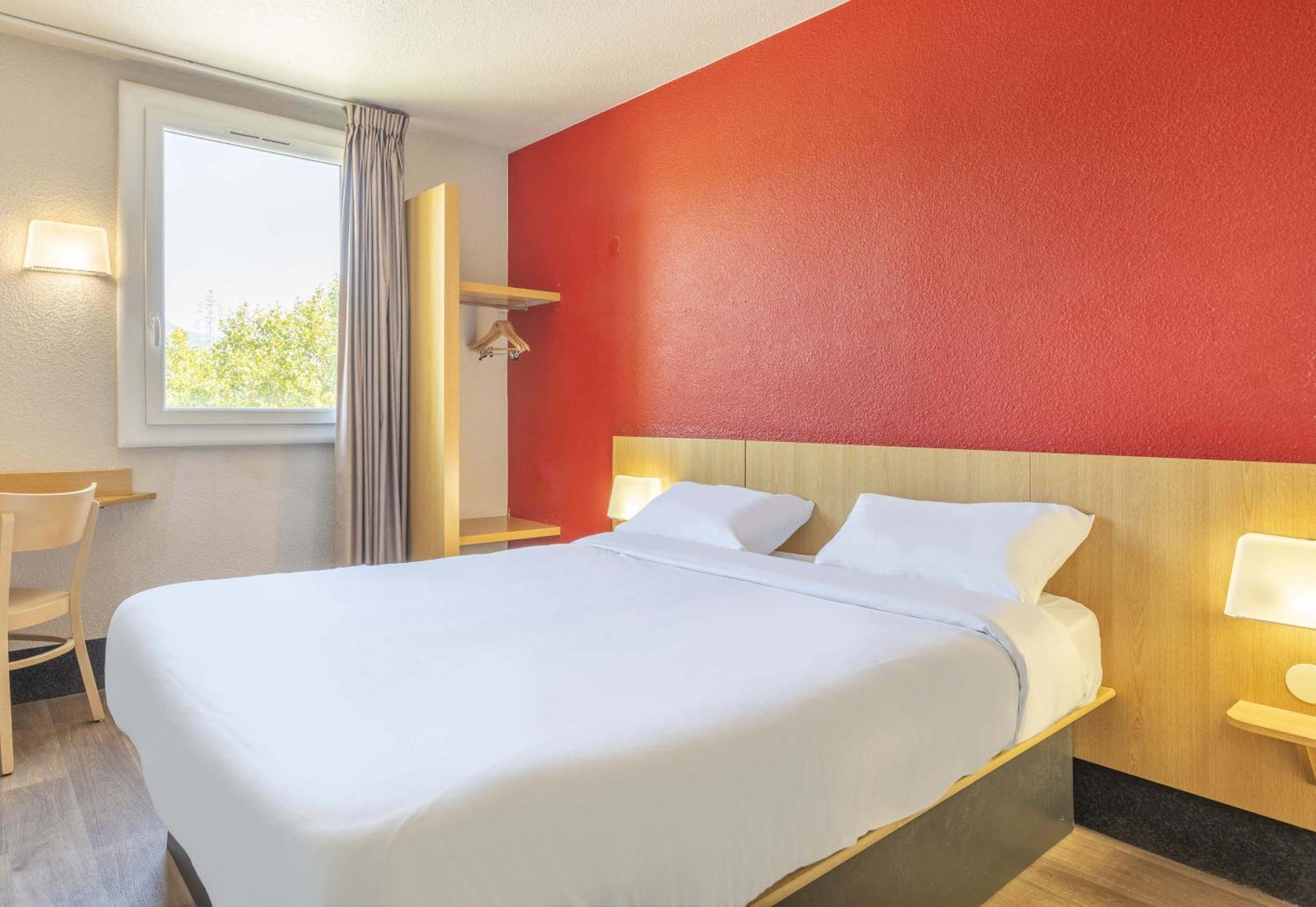 B&B Hotel Toulon Ollioules Exterior foto