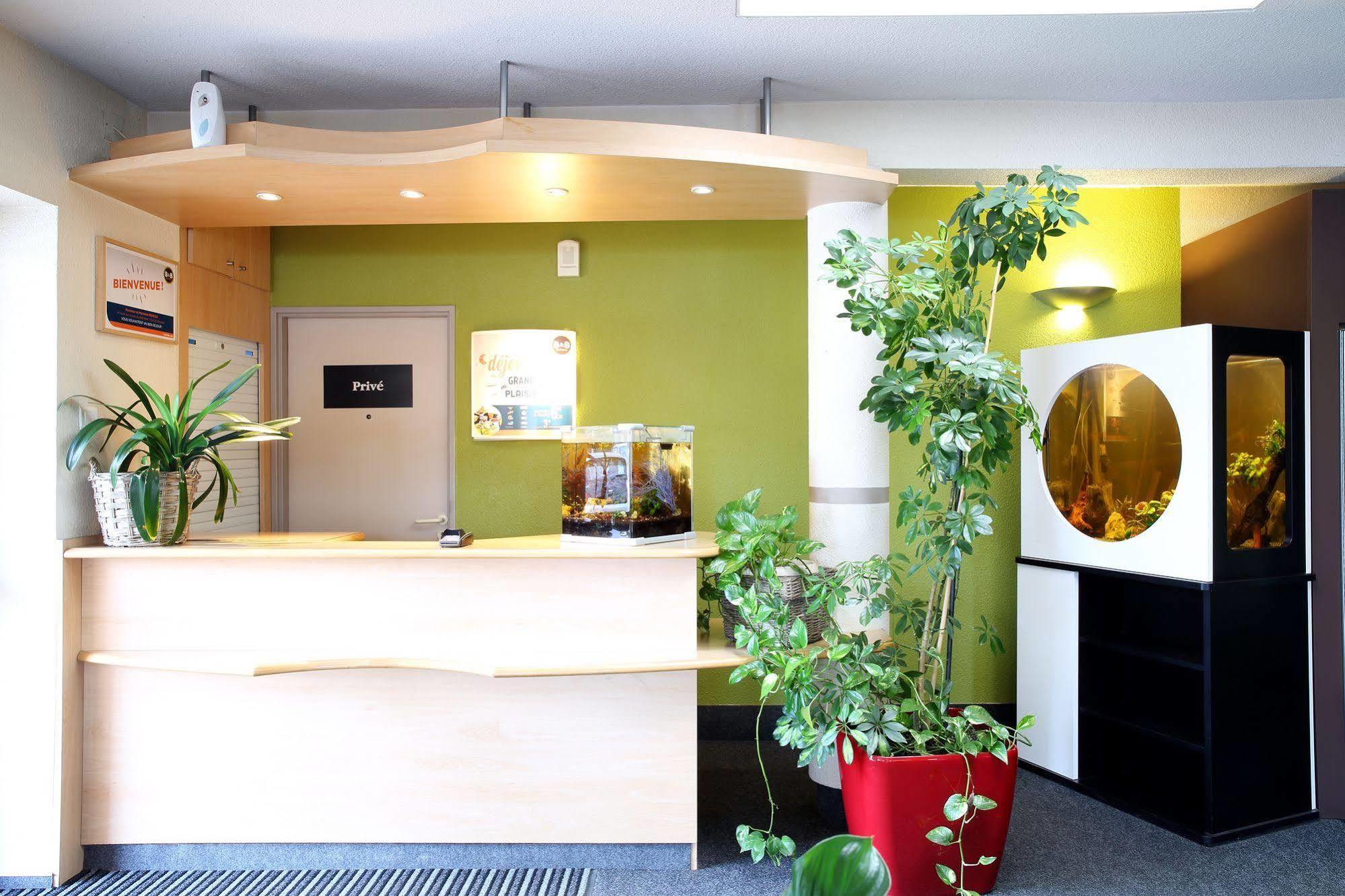 B&B Hotel Toulon Ollioules Exterior foto